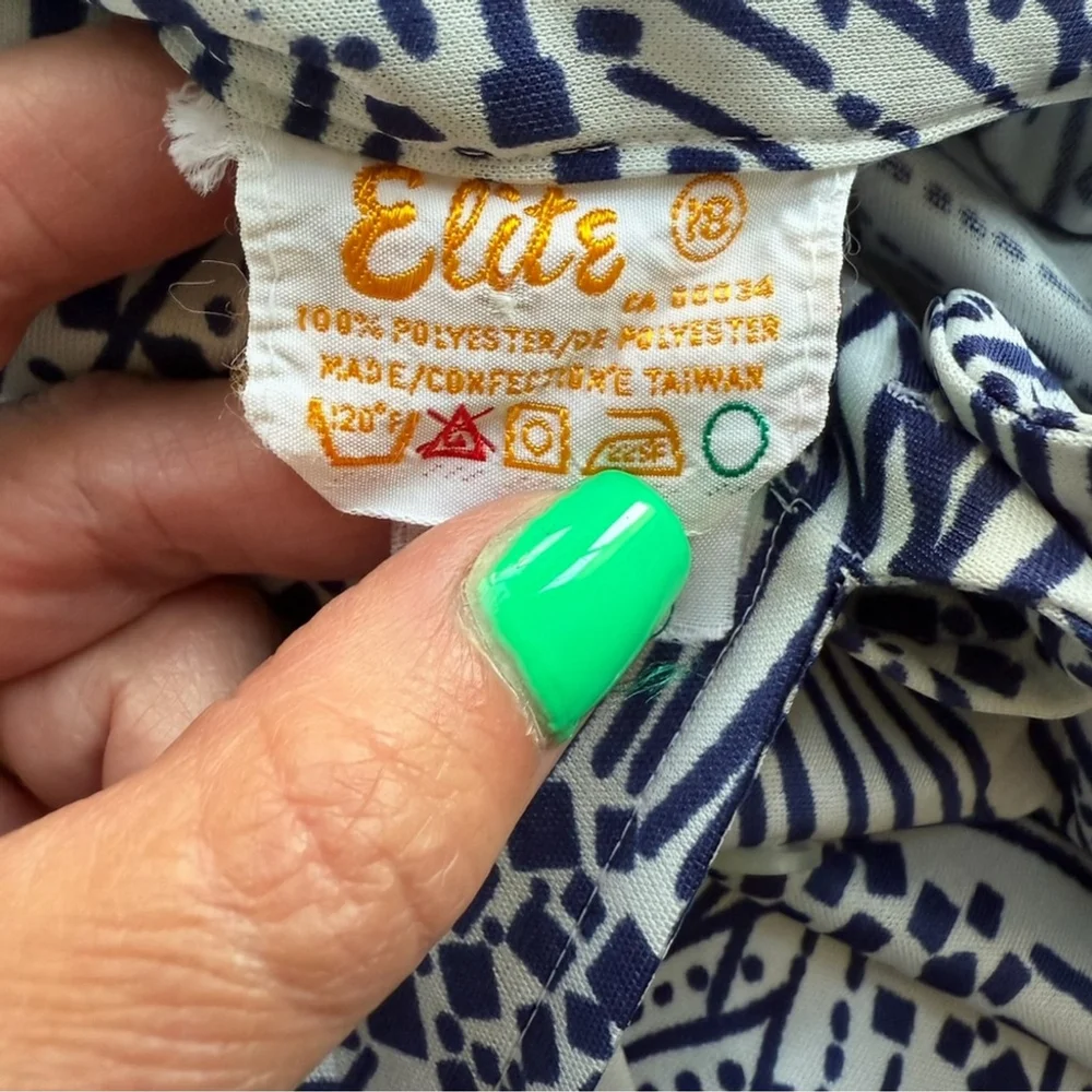 Elite vintage button